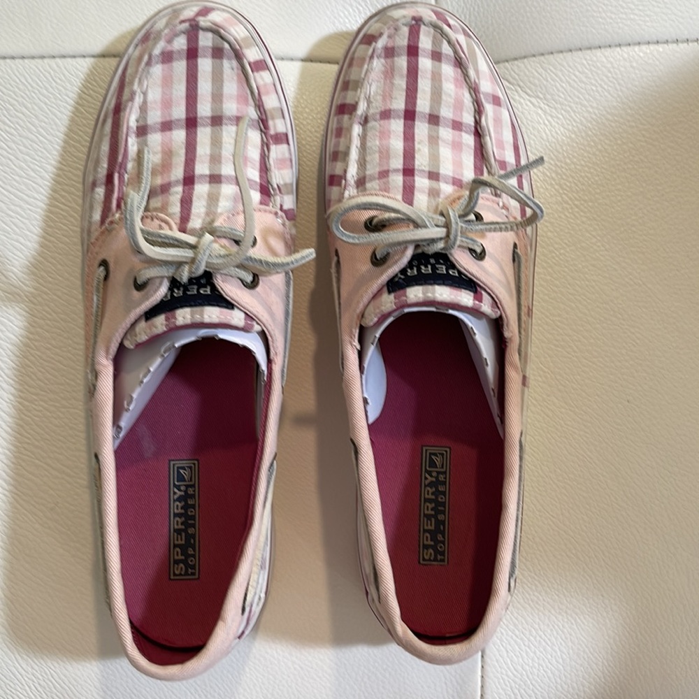 Sperry PINK PLAID SHOES SIZE 11 M BOAT SHOE/SNEAKER PLAID NOT AVAILABLE ANYMORE